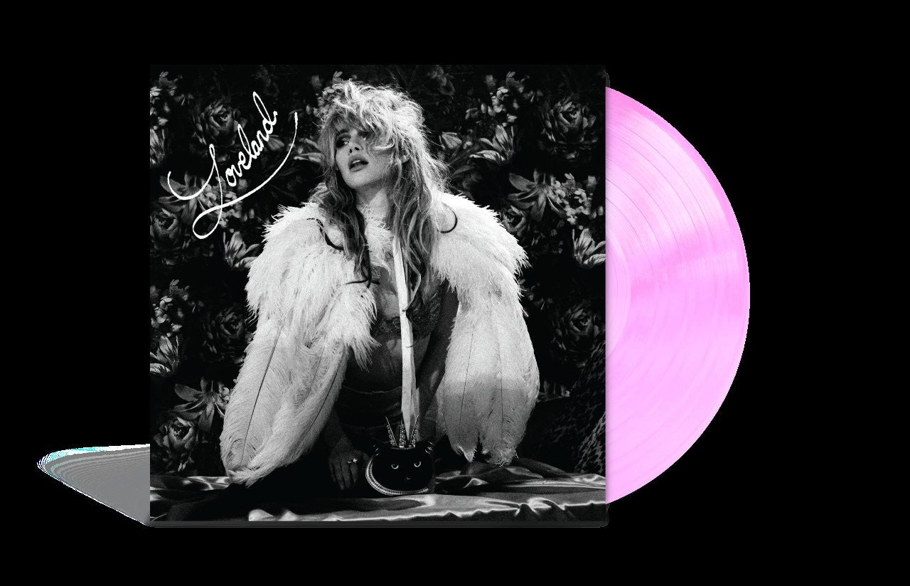 Suki Waterhouse - Loveland