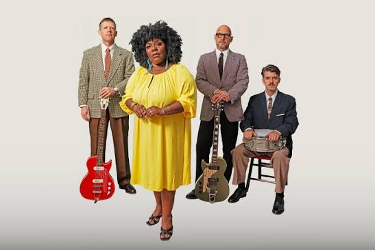 Michelle David and The True-tones Soul Woman