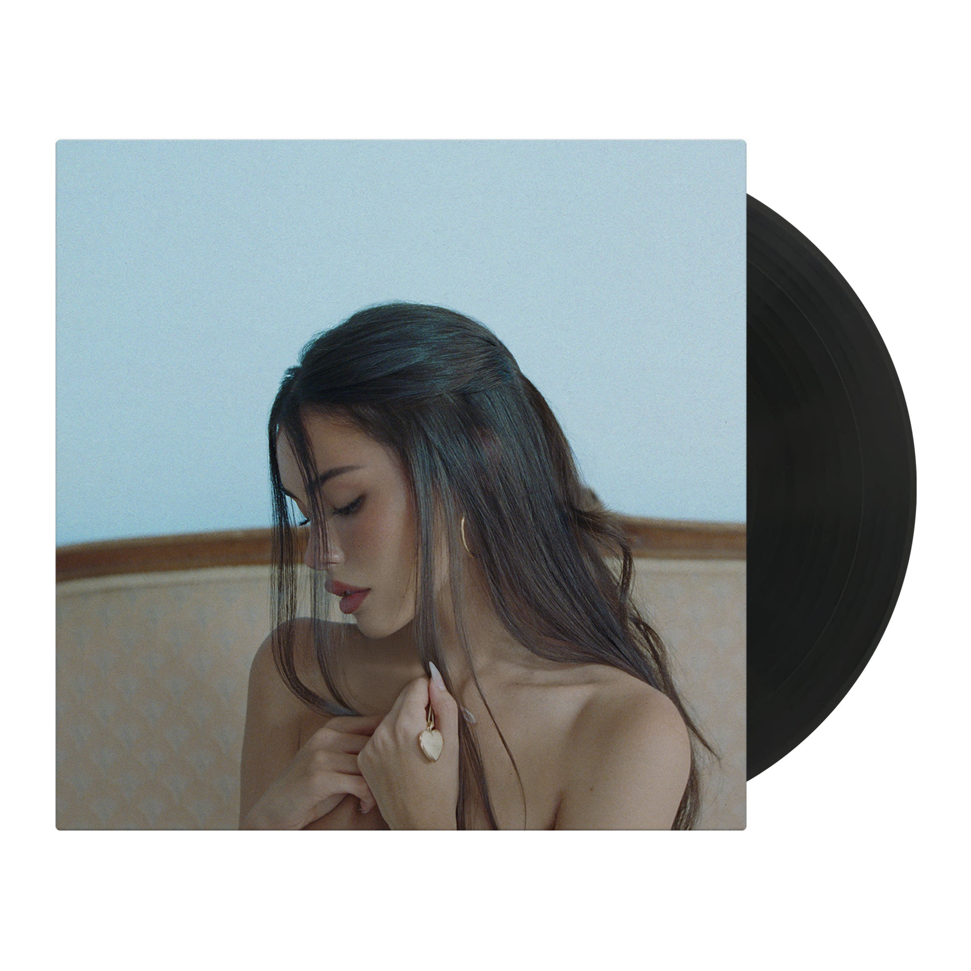 Madison Beer ‘Locket’